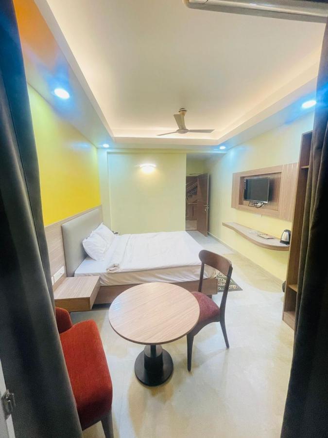 Royal Beach International Puri Luaran gambar