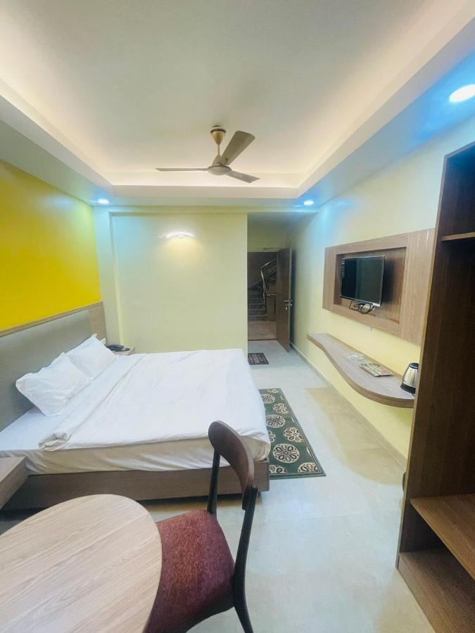 Royal Beach International Puri Luaran gambar