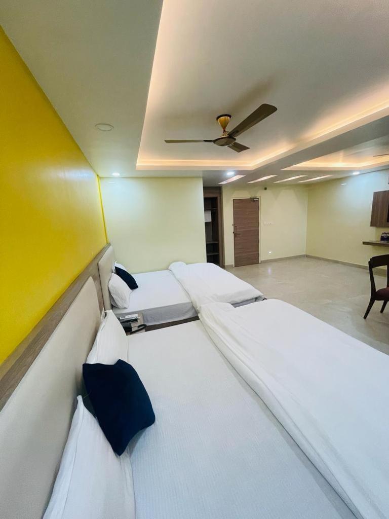 Royal Beach International Puri Luaran gambar