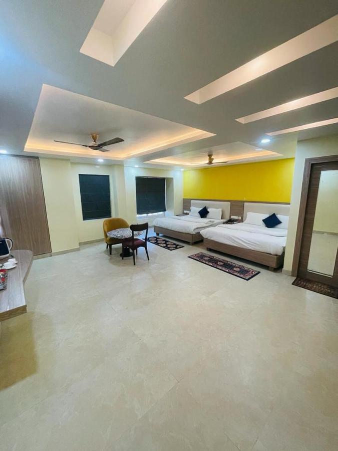 Royal Beach International Puri Luaran gambar