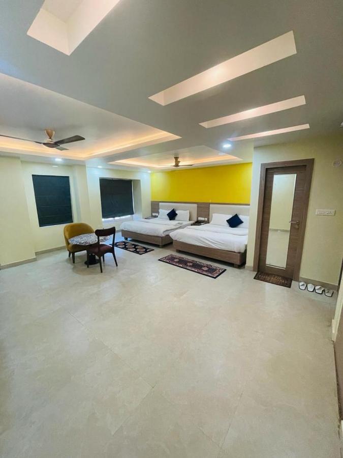 Royal Beach International Puri Luaran gambar