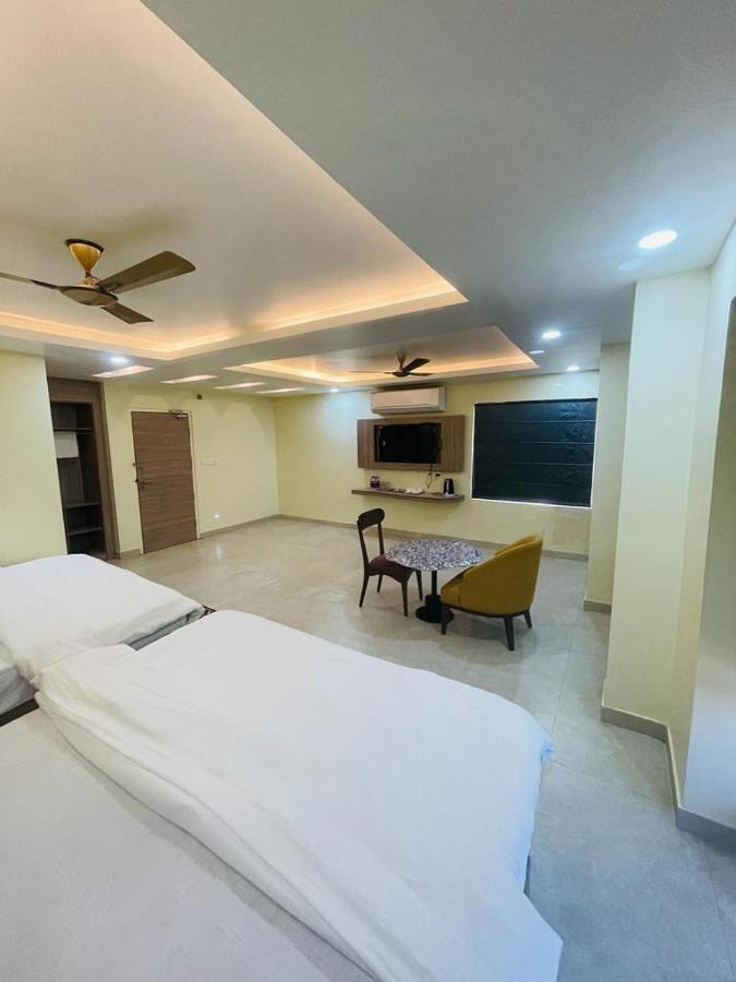 Royal Beach International Puri Luaran gambar
