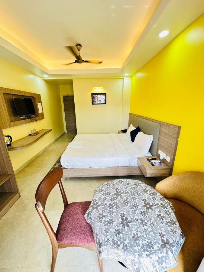 Royal Beach International Puri Luaran gambar
