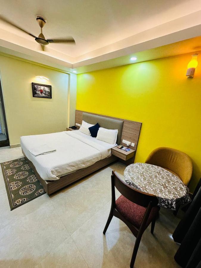 Royal Beach International Puri Luaran gambar