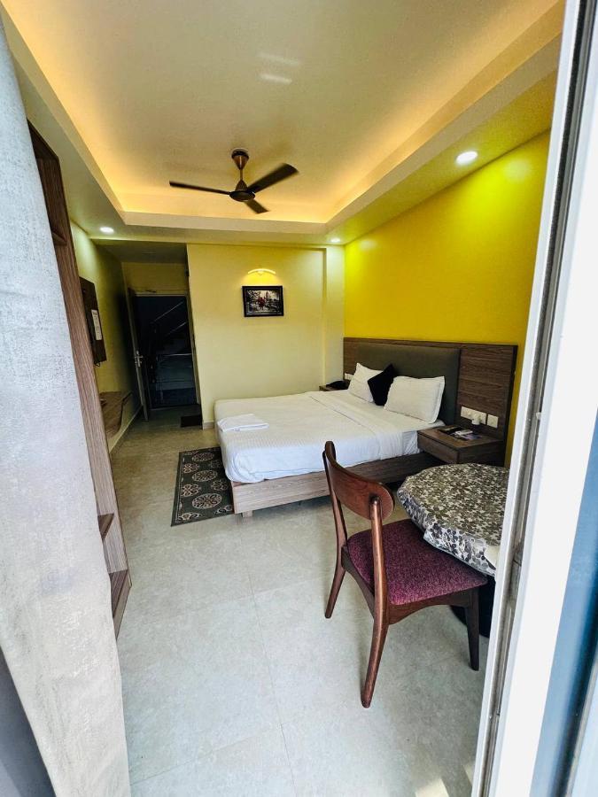 Royal Beach International Puri Luaran gambar
