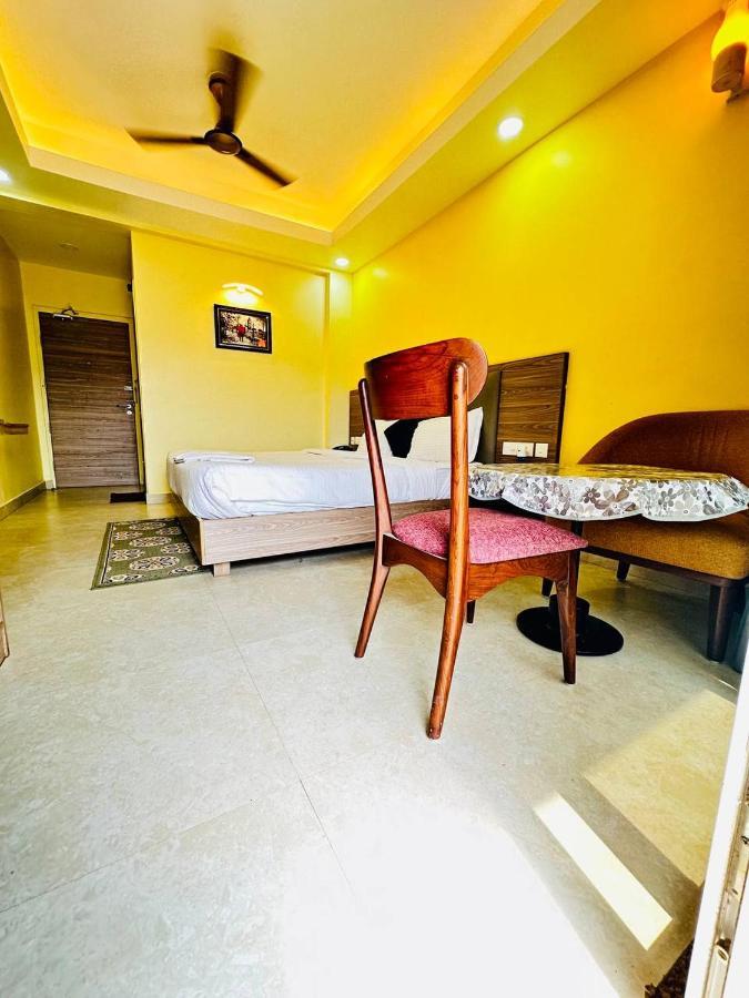 Royal Beach International Puri Luaran gambar